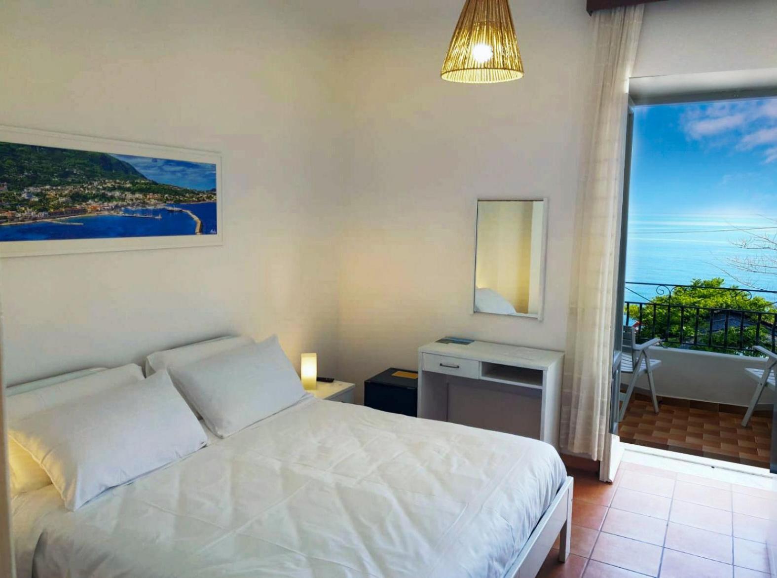 Sant'Angelo  Villa Bina Sea Hotel מראה חיצוני תמונה